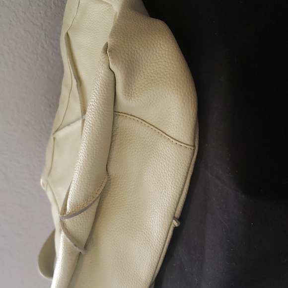 Nyla Noor Off-White Soho Tote - Picture 9 of 13